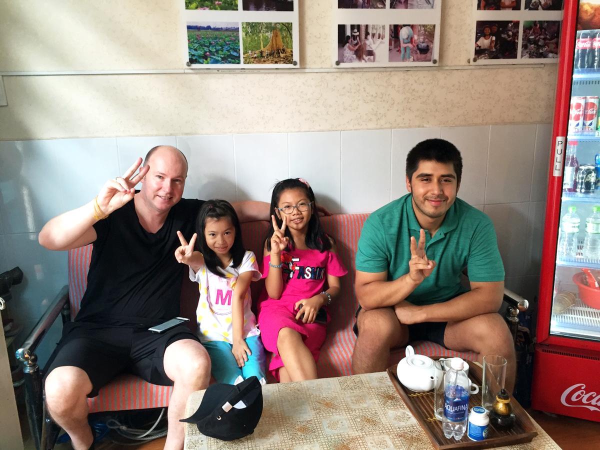 Ba Dat Homestay District 6 호치민 외부 사진